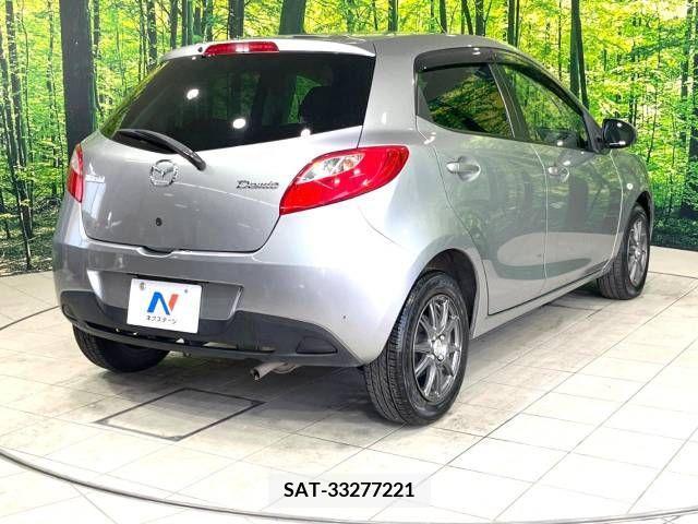 Mazda DEMIO 2011-12 385249-17