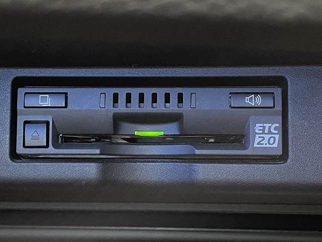 Toyota HARRIER 2017-01 6948-7
