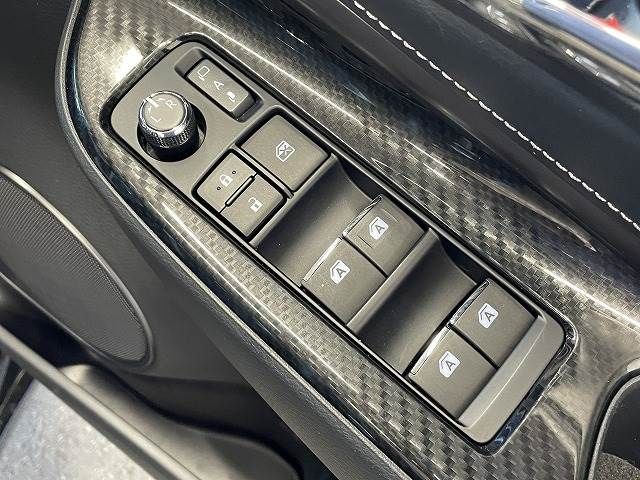 Toyota HARRIER 2017-01 6948-11