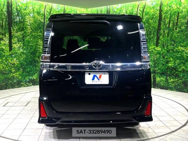 Toyota VOXY 2019-09 375435-18