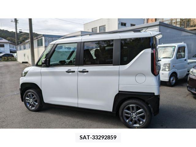 Mitsubishi DELICA MINI 2024-03 244251-6