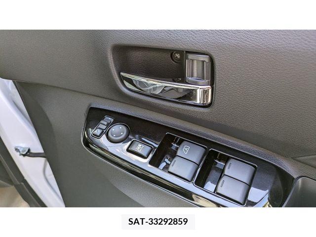 Mitsubishi DELICA MINI 2024-03 244251-11