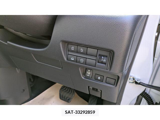 Mitsubishi DELICA MINI 2024-03 244251-13