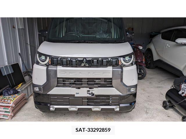 Mitsubishi DELICA MINI 2024-03 244251-3