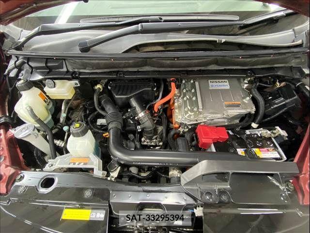 Nissan SERENA 2018-04 324967-13