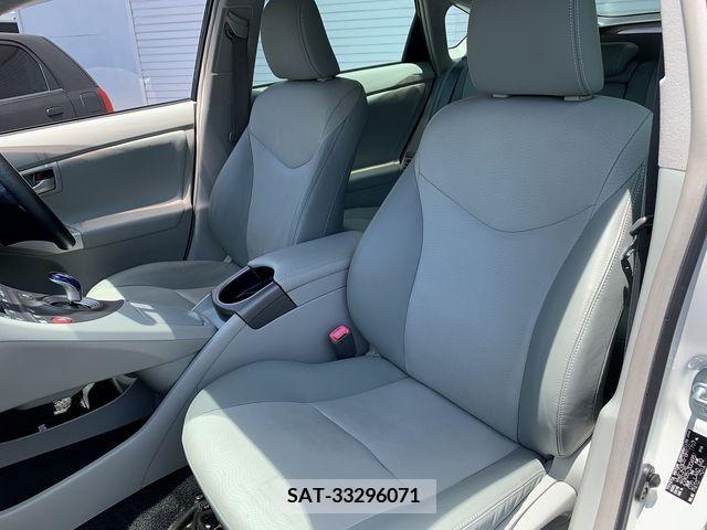 Toyota PRIUS PHV 2012-03 231393-13