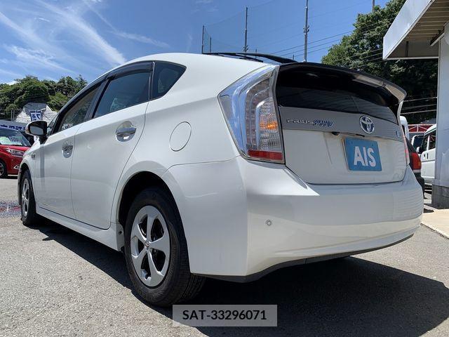 Toyota PRIUS PHV 2012-03 231393-4