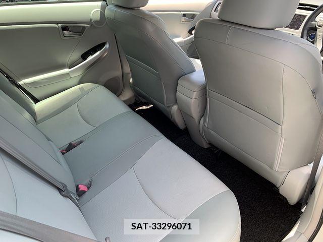 Toyota PRIUS PHV 2012-03 231393-12