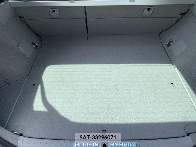 Toyota PRIUS PHV 2012-03 231393-16