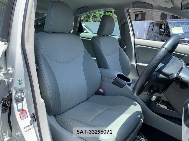 Toyota PRIUS PHV 2012-03 231393-10
