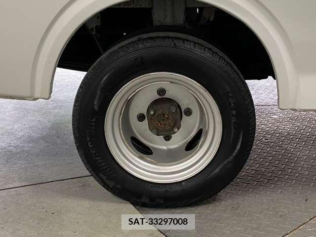 Mazda BONGO VAN 2013-11 223738-17