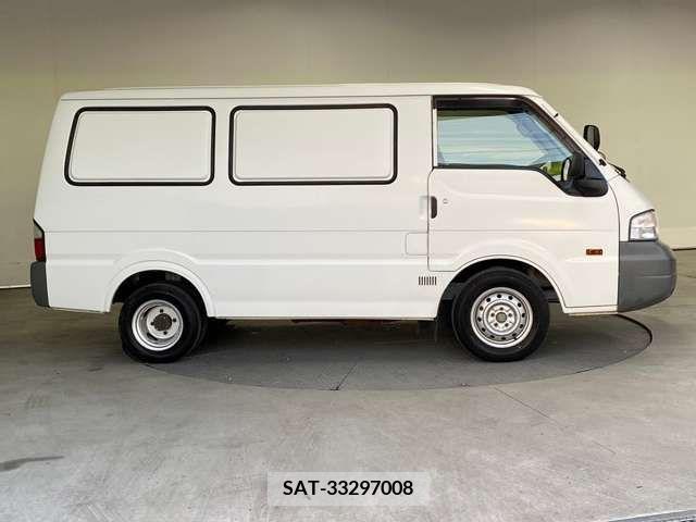 Mazda BONGO VAN 2013-11 223738-9