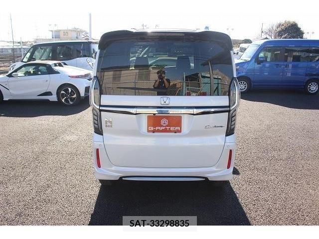 Honda N BOX CUSTOM 2018-06 209035-7
