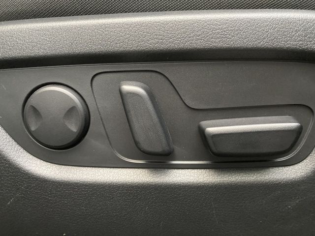 Mazda CX-30 2021-02 20583-12