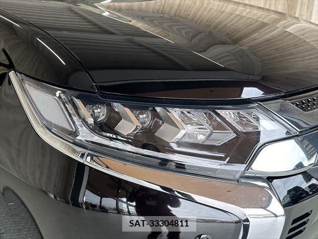 Mitsubishi OUTLANDER PHEV 2018-11 338993-28