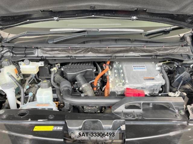 Nissan SERENA 2019-06 332159-17