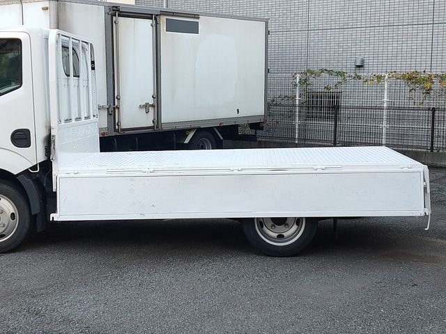 Nissan ATLAS 2009-09 192043-4