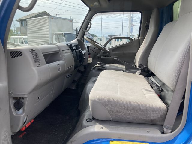 Toyota DYNA TRUCK 2009-02 7776-9