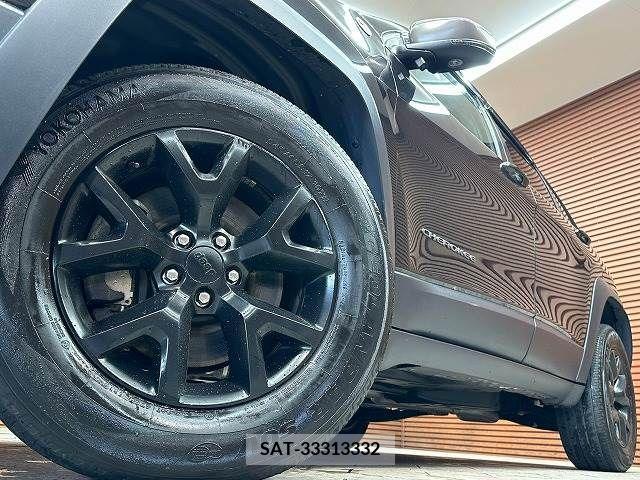 Jeep CHEROKEE 2015-03 275663-18