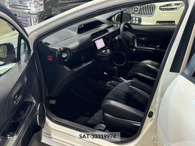 Toyota AQUA 2016-01 356212-5