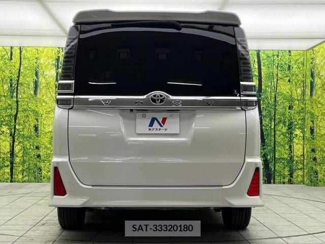 Toyota VOXY 2018-09 239083-15
