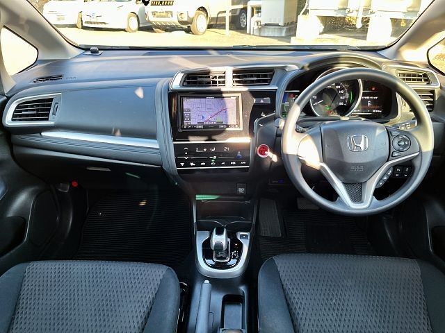 Honda FIT HYBRID 2018-11 28677-1