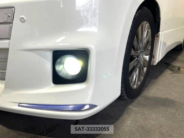 Toyota VELLFIRE 2013-12 394749-17