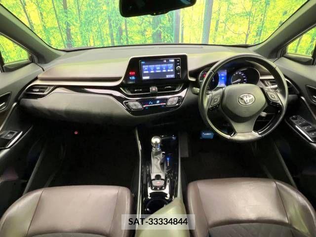 Toyota C-HR 2017-03 322971-1
