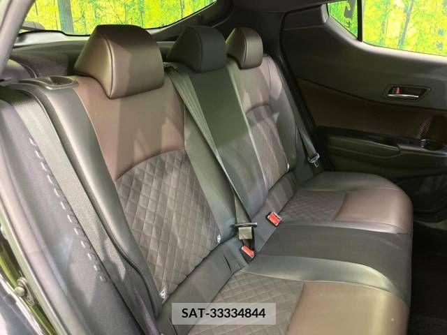Toyota C-HR 2017-03 322971-9