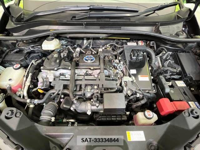 Toyota C-HR 2017-03 322971-18