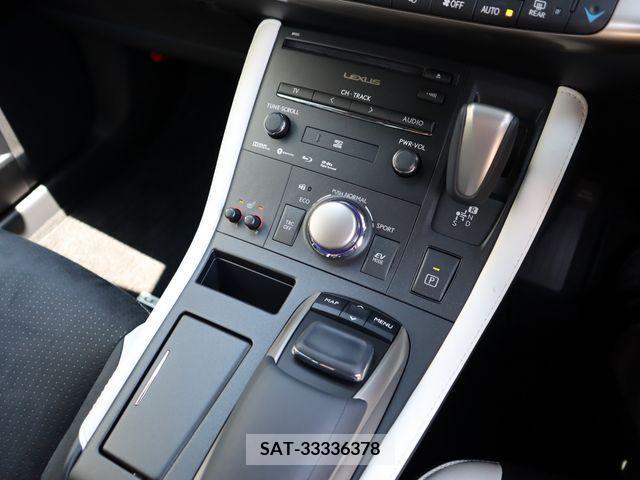 Lexus CT 2019-04 322694-15