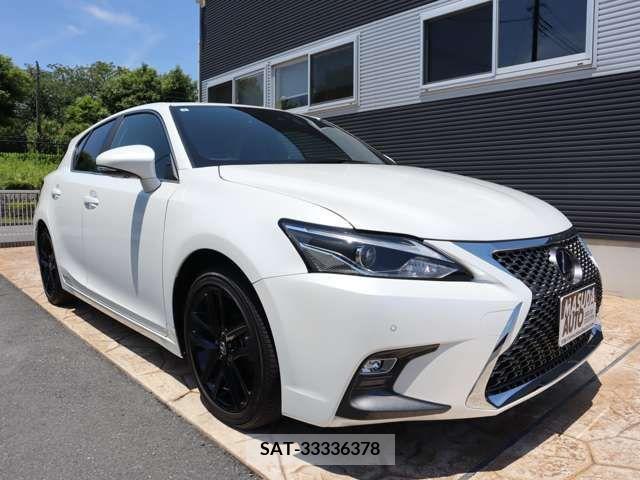 Lexus CT 2019-04 322694-2