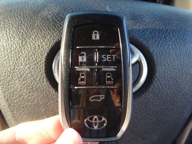 Toyota VELLFIRE 2016-12 13958-21