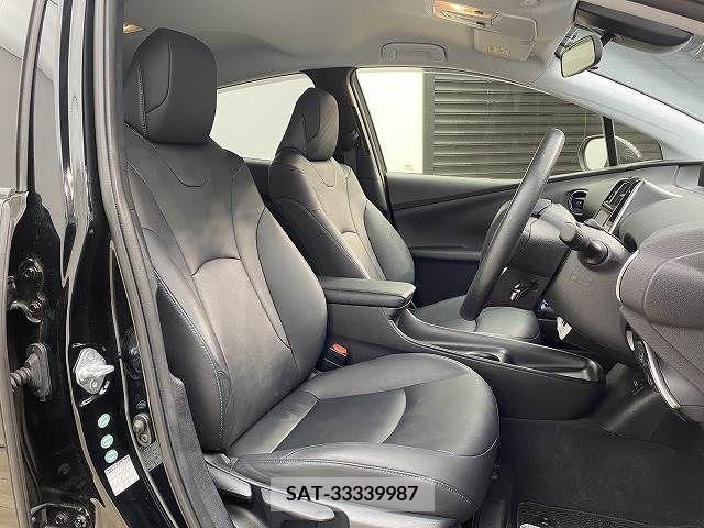 Toyota PRIUS 2016-08 281857-8
