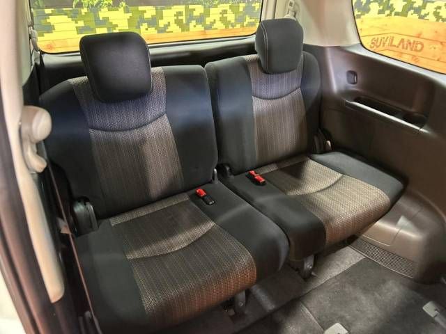 Nissan SERENA 2014-02 188933-10
