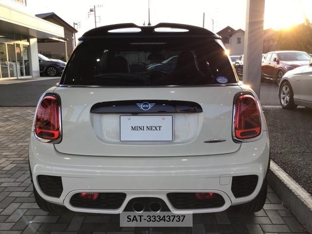 Bmw MINI 2019-04 202243-4