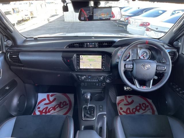 Toyota HILUX 2022-04 28114-15