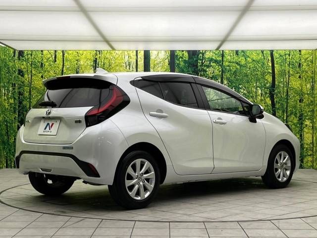 Toyota AQUA 2021-11 188508-17