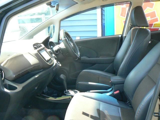 Honda FIT SHUTTLE HYBRID 2011-01 2957-22