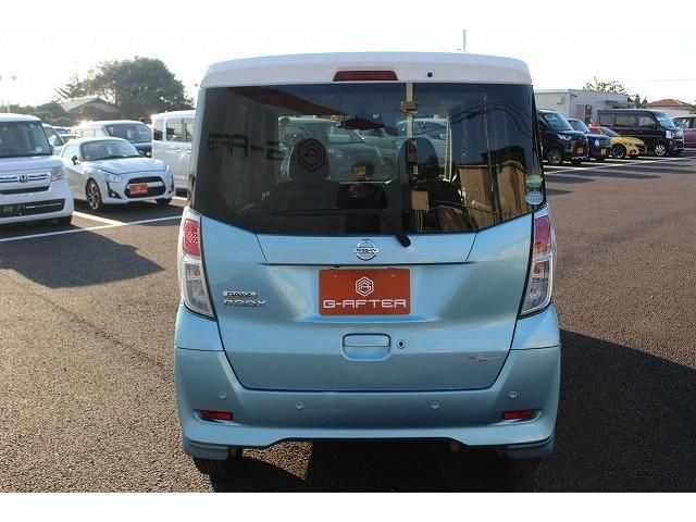 Nissan DAYZ ROOX 2018-09 13706-3