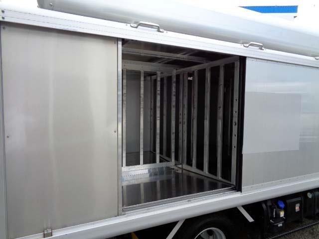 Isuzu ELF TRUCK 2020-11 5385-18