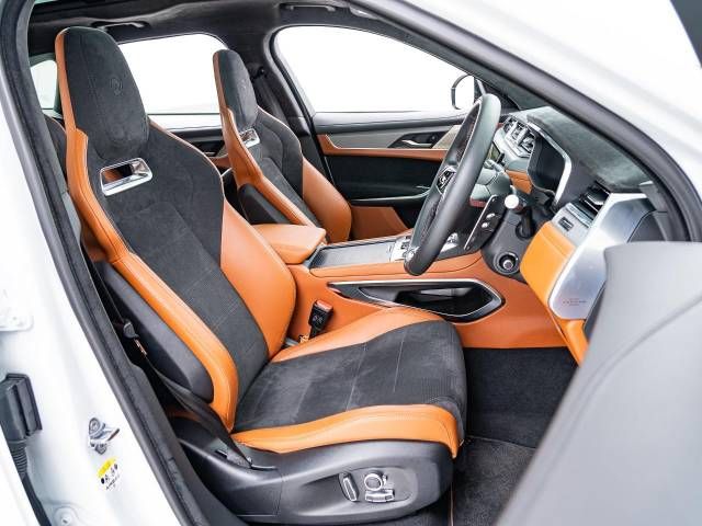 Jaguar F-PACE 2021-10 186826-4