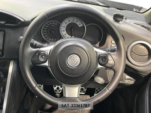 Toyota 86 2020-04 216890-11
