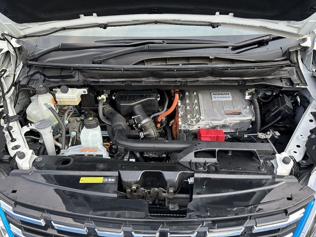 Nissan SERENA 2020-06 196735-5
