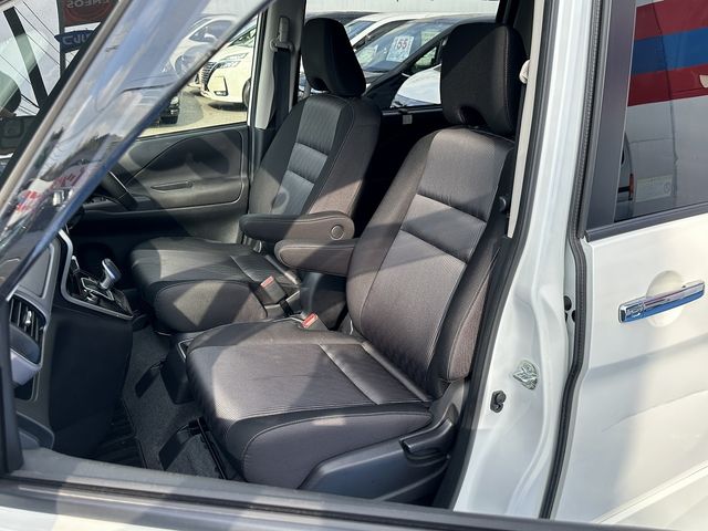 Nissan SERENA 2020-06 196735-14