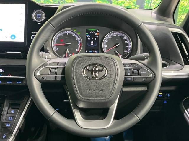 Toyota VOXY 2023-05 184902-11