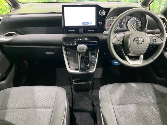 Toyota VOXY 2023-05 184902-1