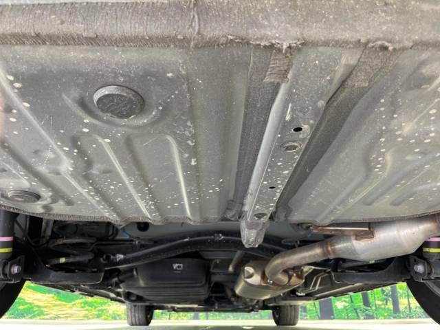Toyota VOXY 2023-05 184902-19