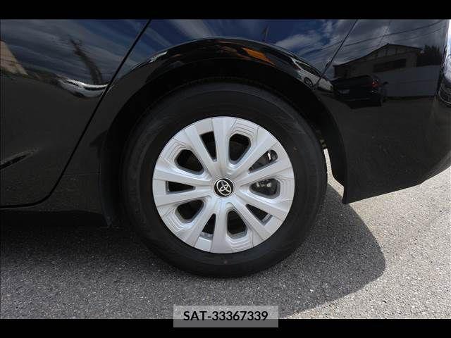 Toyota PRIUS 2022-07 352588-21