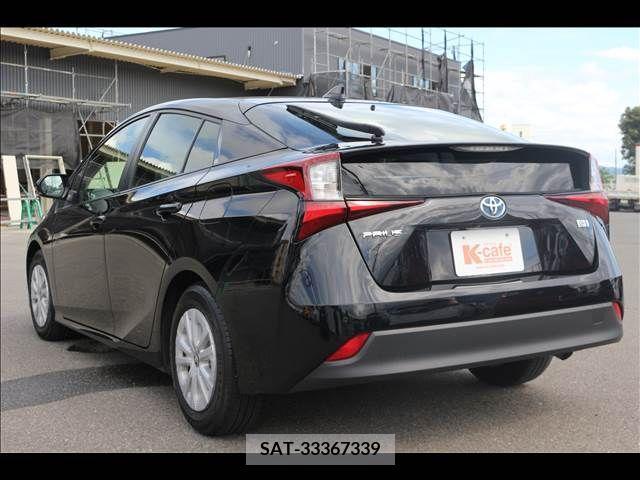 Toyota PRIUS 2022-07 352588-6